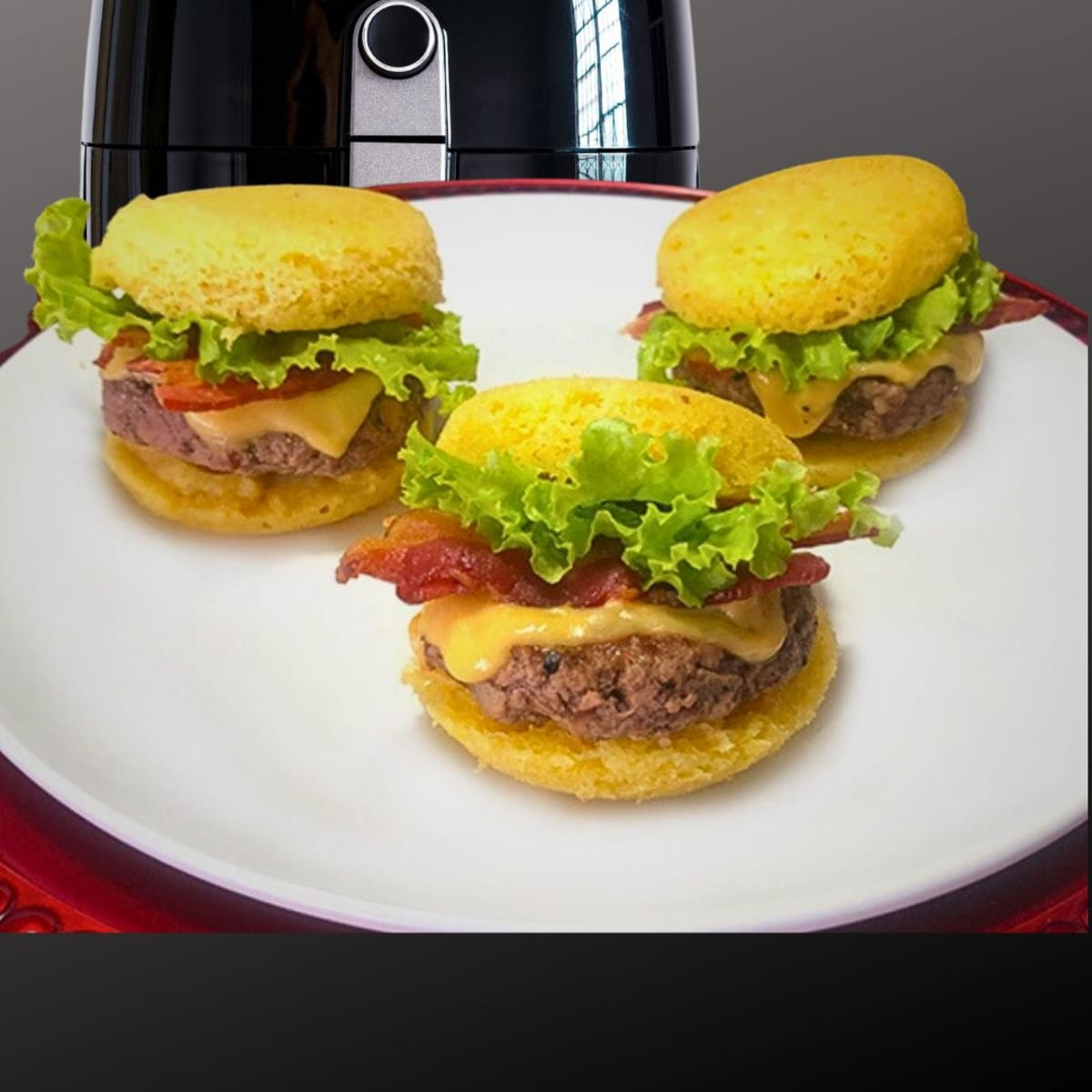 Mini hambúrgueres feitos na air fryer