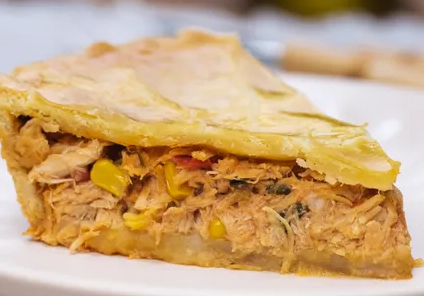 Torta de frango cremoso